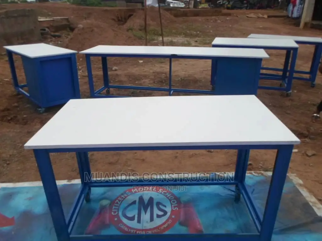 Laboratory Table