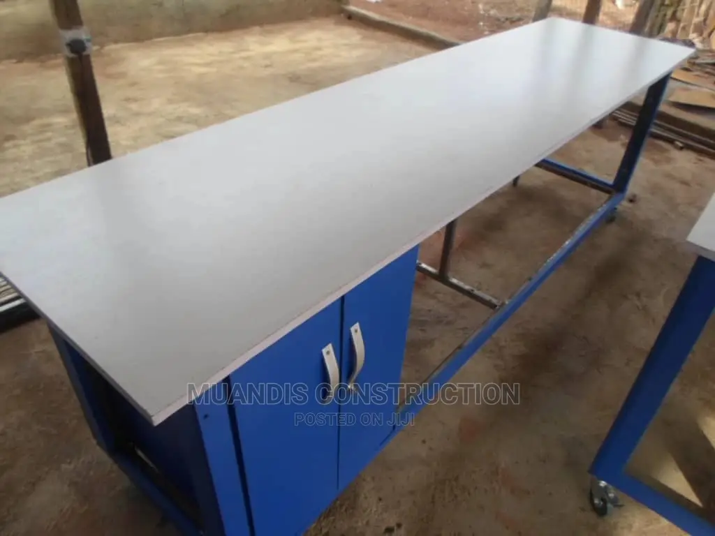 Laboratory Table