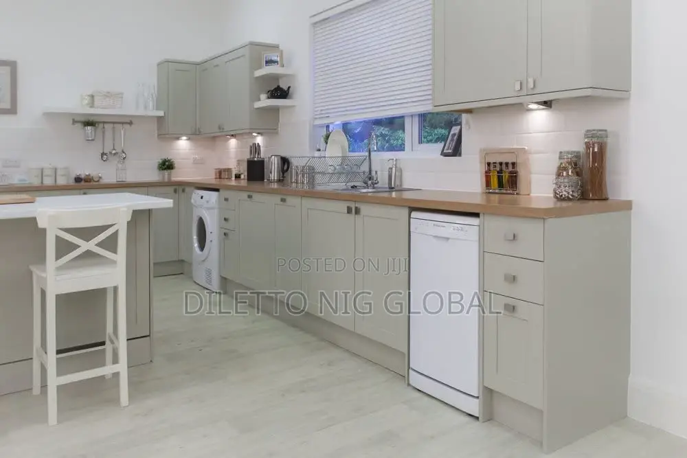 Freestanding Slimline Dishwasher