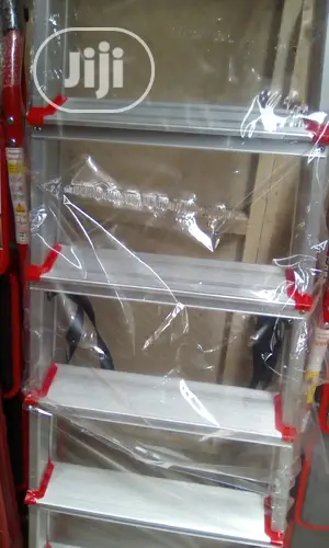 8 Steps Aluminuim Ladder