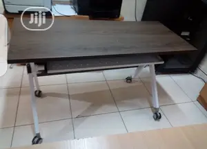 Foldable Training Table