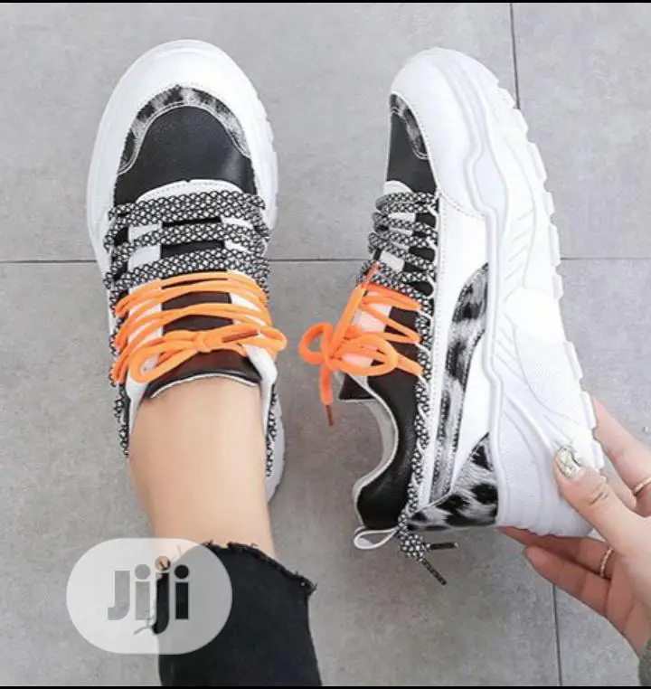Sneakers Legs