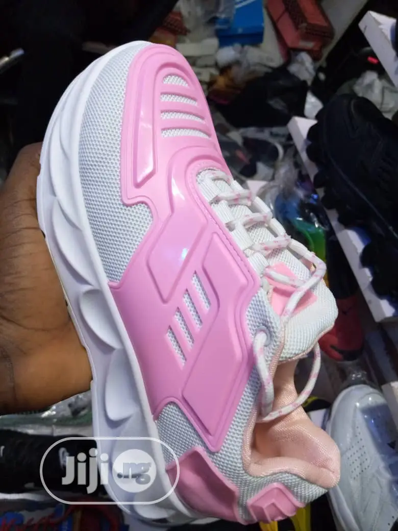 Sneakers Legs
