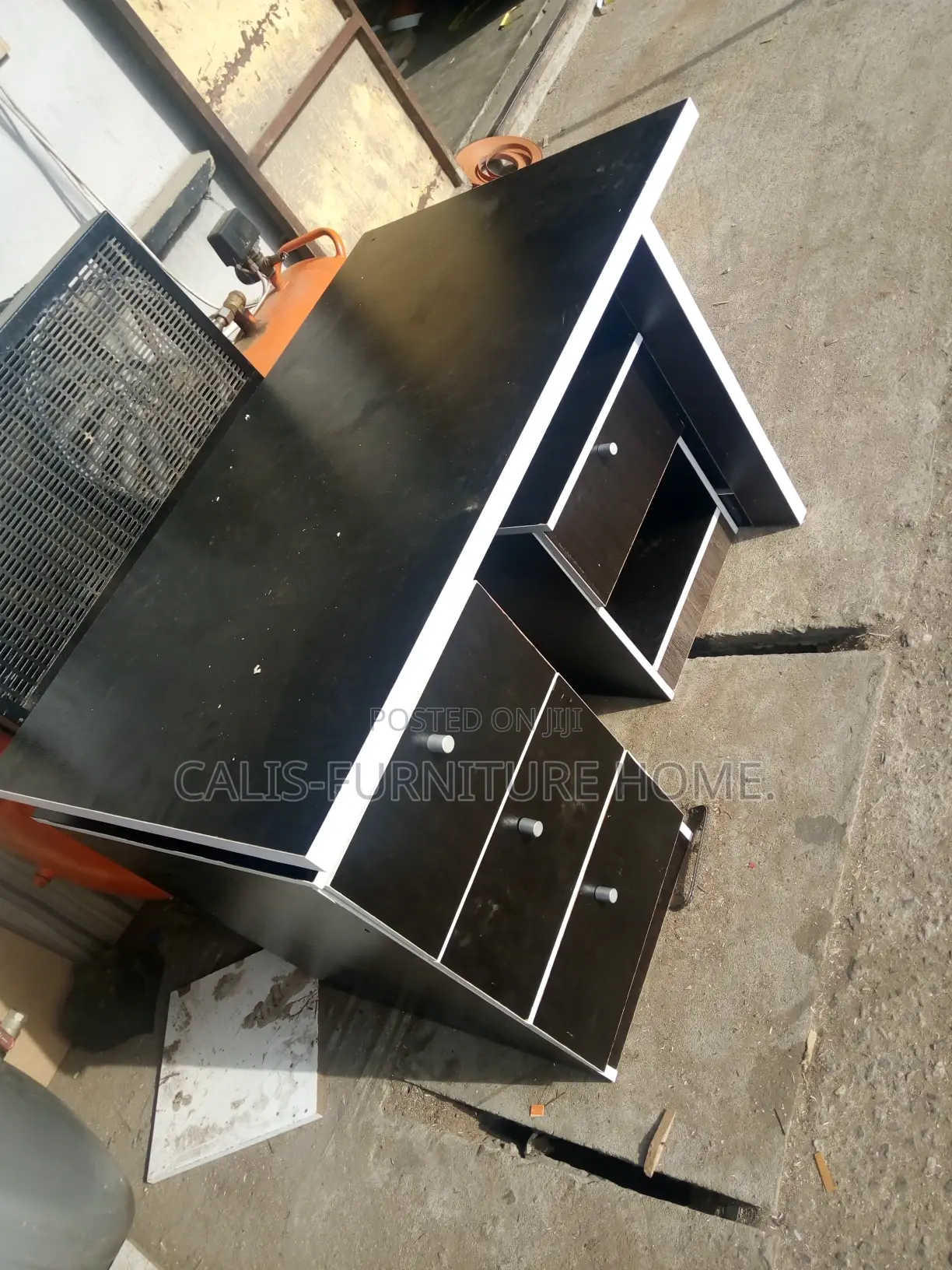 Office Table