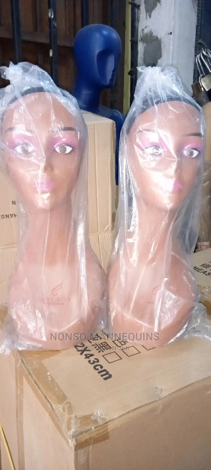 Mannequins Display Stand