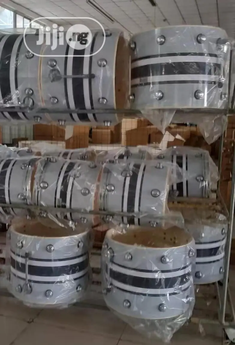 Hallmark-Uk Drum Set