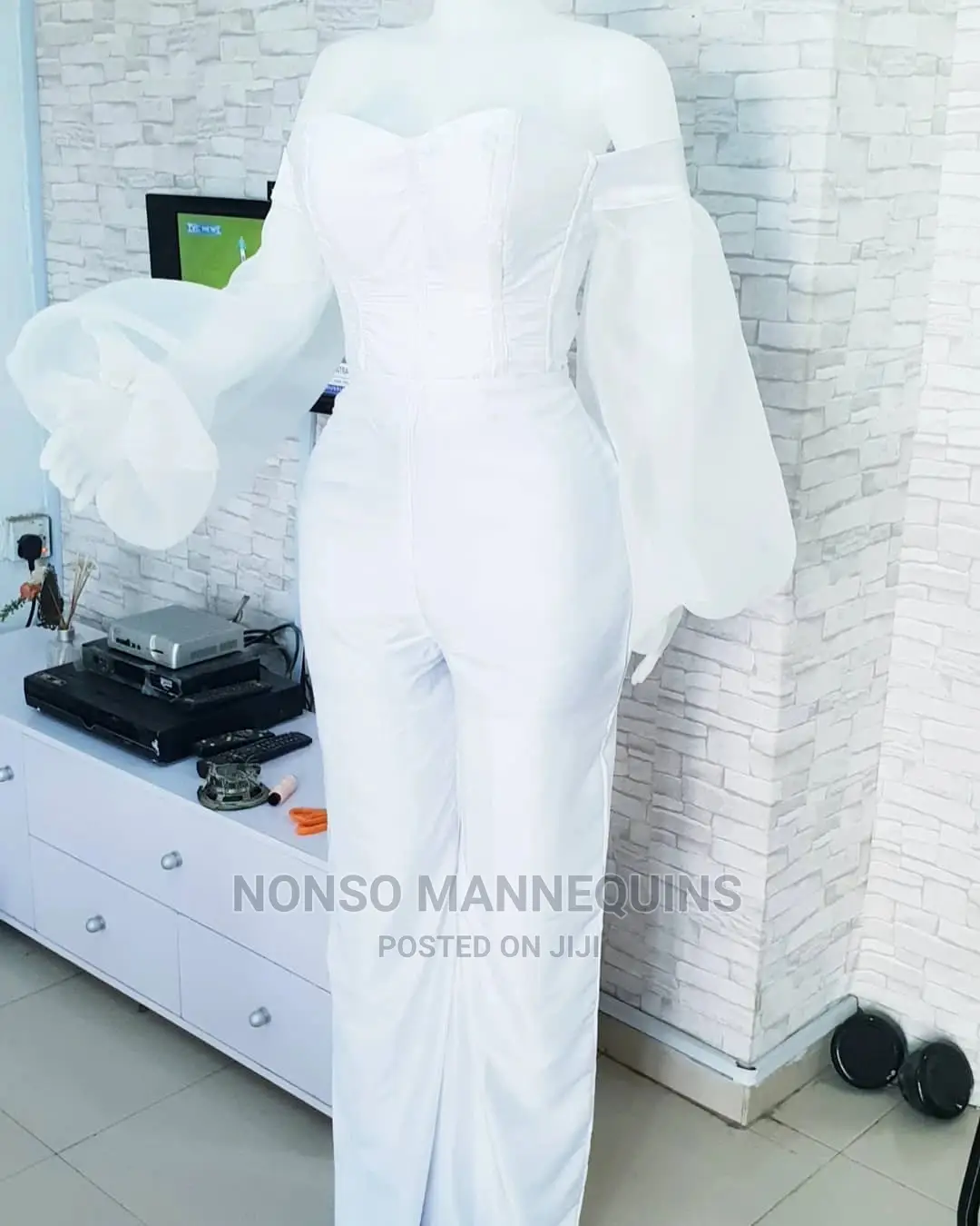Plastix White Mannequin11