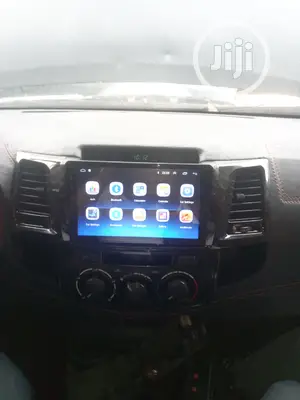 Toyota Hilux Android System With Wifi Connection