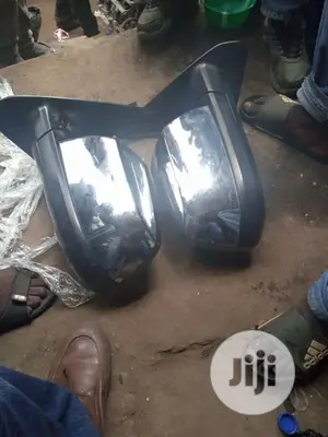 Toyota Tundra 2012 Side Mirrors