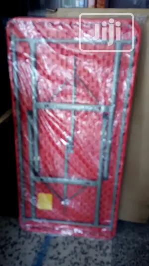 Plastic Folding Table