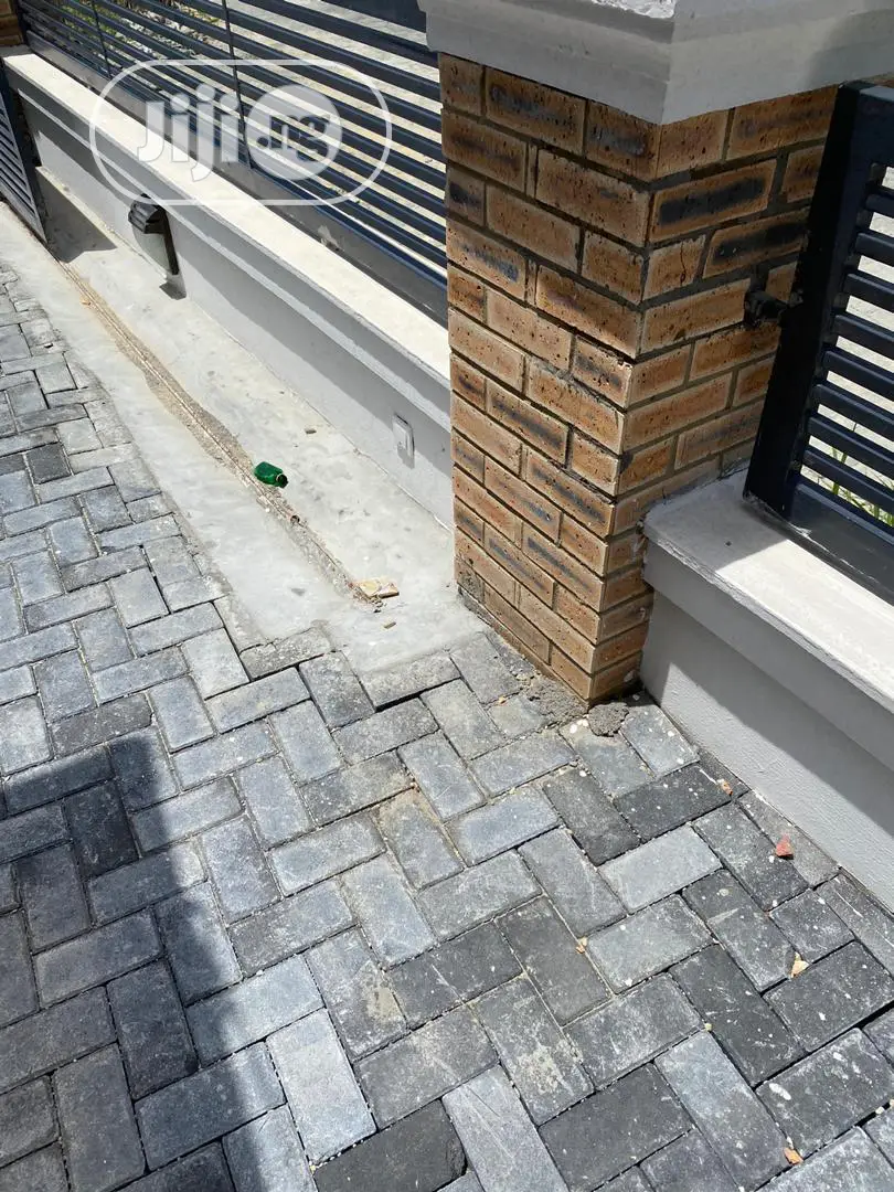 Bricks Tiles