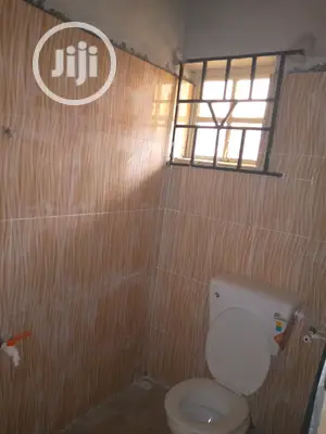 3bdrm Bungalow in Ipaja for rent