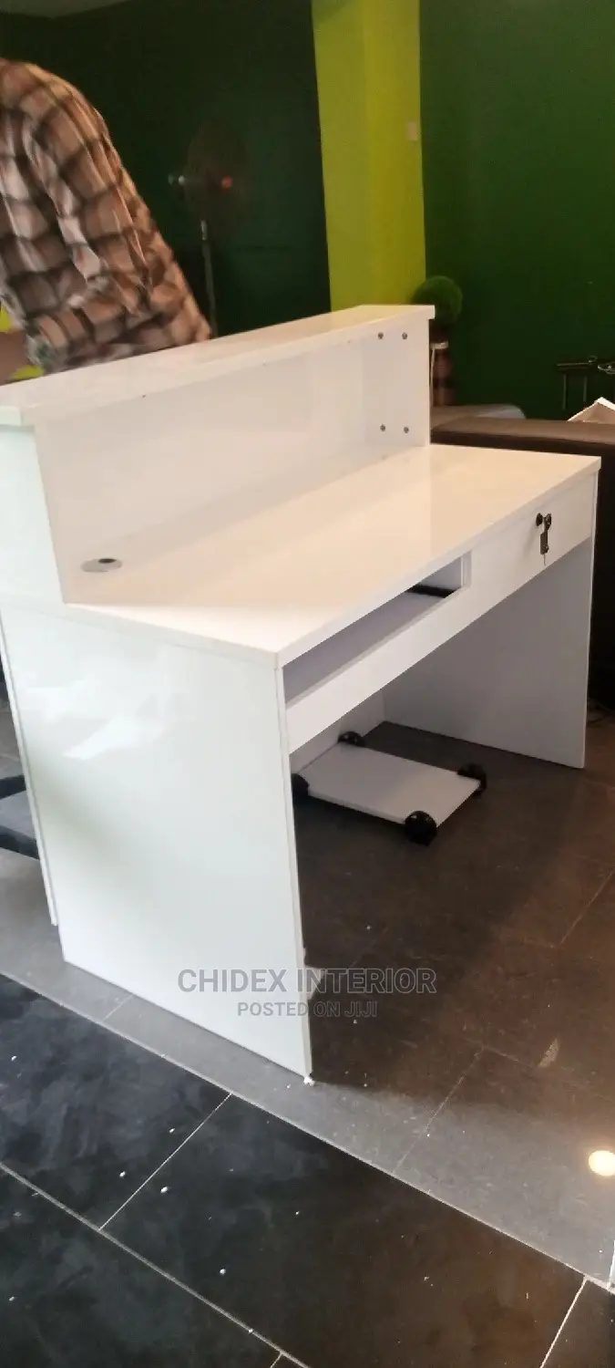 Quality Wooden Executive Receptionist Table.