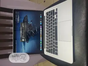 Laptop Apple MacBook Pro 8GB Intel Core I5 SSD 256GB