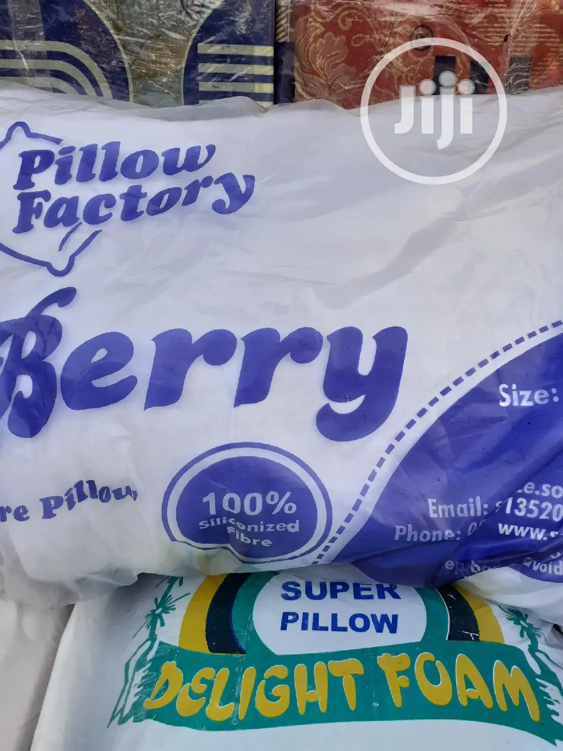 Berry Fiber Pillows