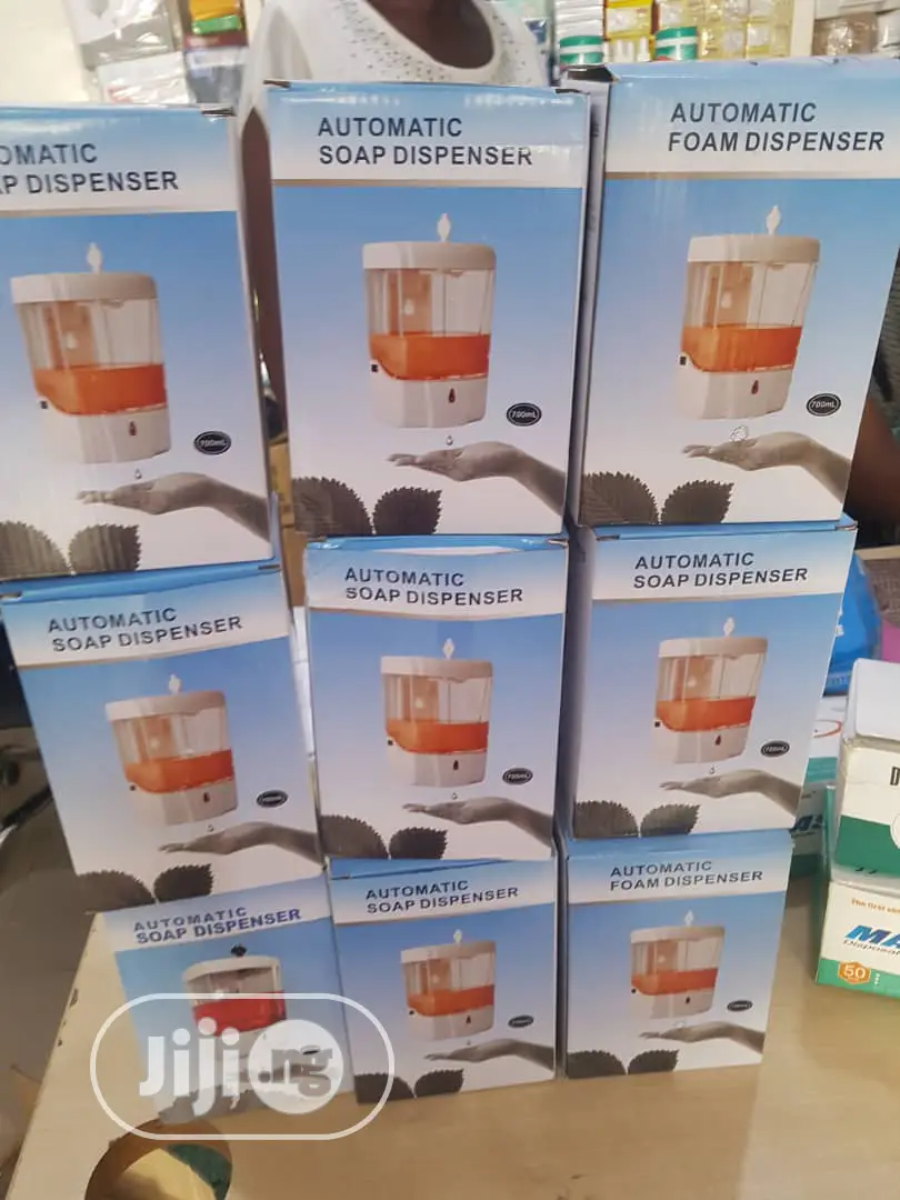 Liquid Dispenser 700 Ml