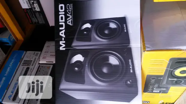 M Audio Studio Monitor Av32 in Ojo Audio Music Equipment