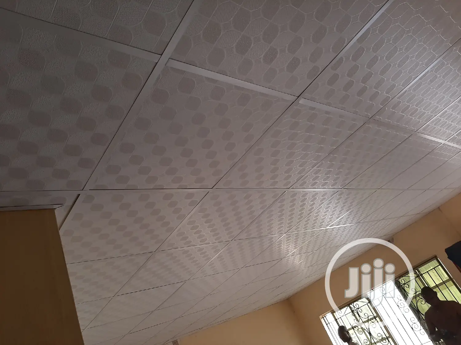 Suspending Ceiling, Dryway Plasterboard, Wooden Floor.