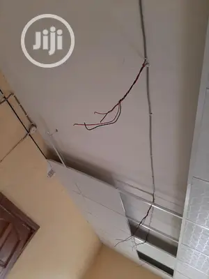 Suspending Ceiling, Dryway Plasterboard, Wooden Floor.