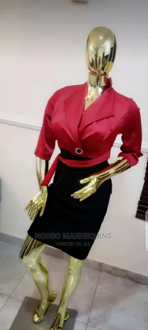 Big Size Gold Chrome Female Mannequins