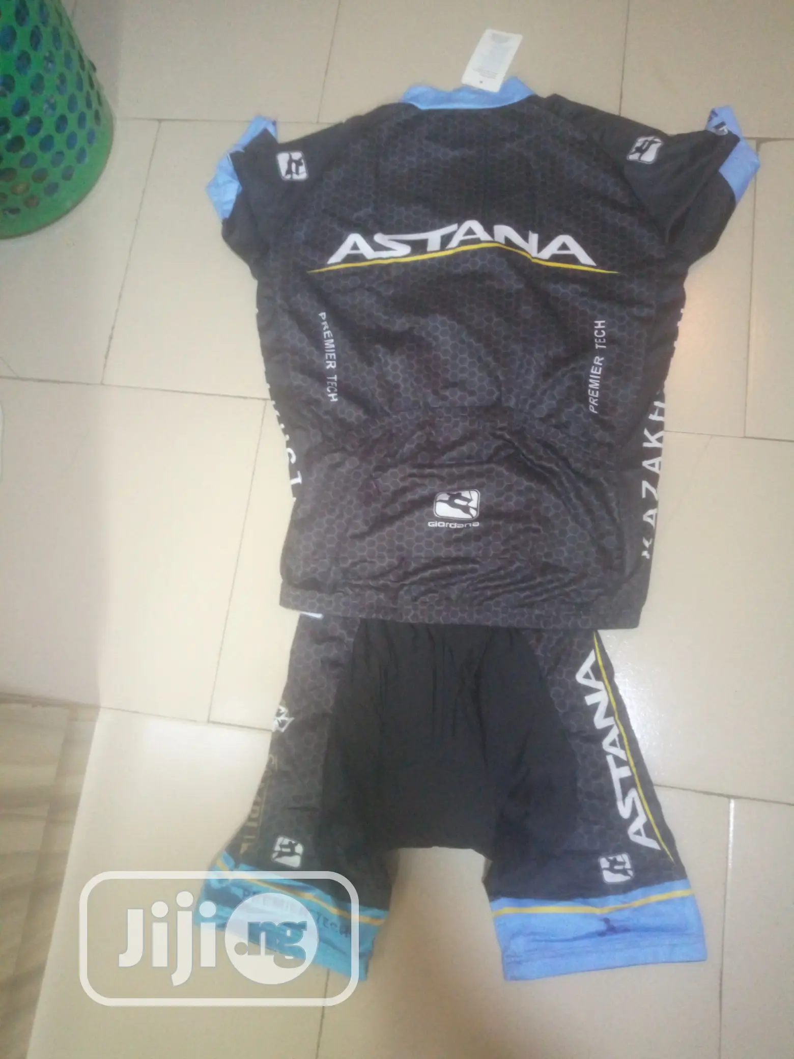 Cycling Cloth
