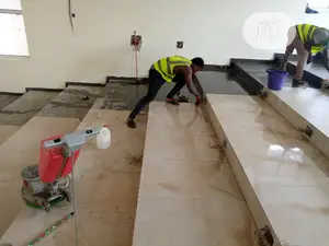 Deep Cleaning and Post Construction Cleaning