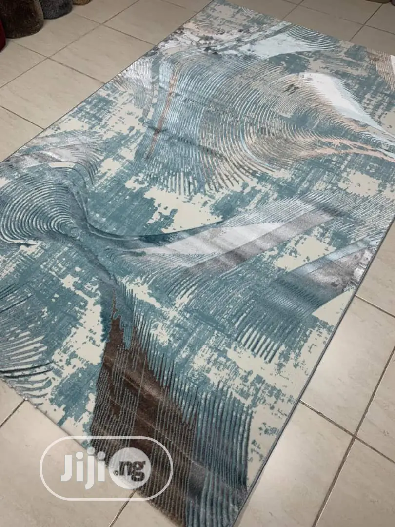 Quality Center Rugs Made With Silk (5/7) Only