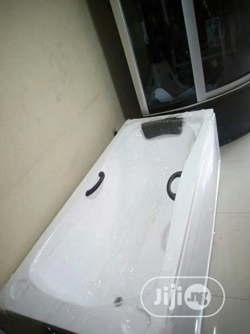 High Grade Panel Bath