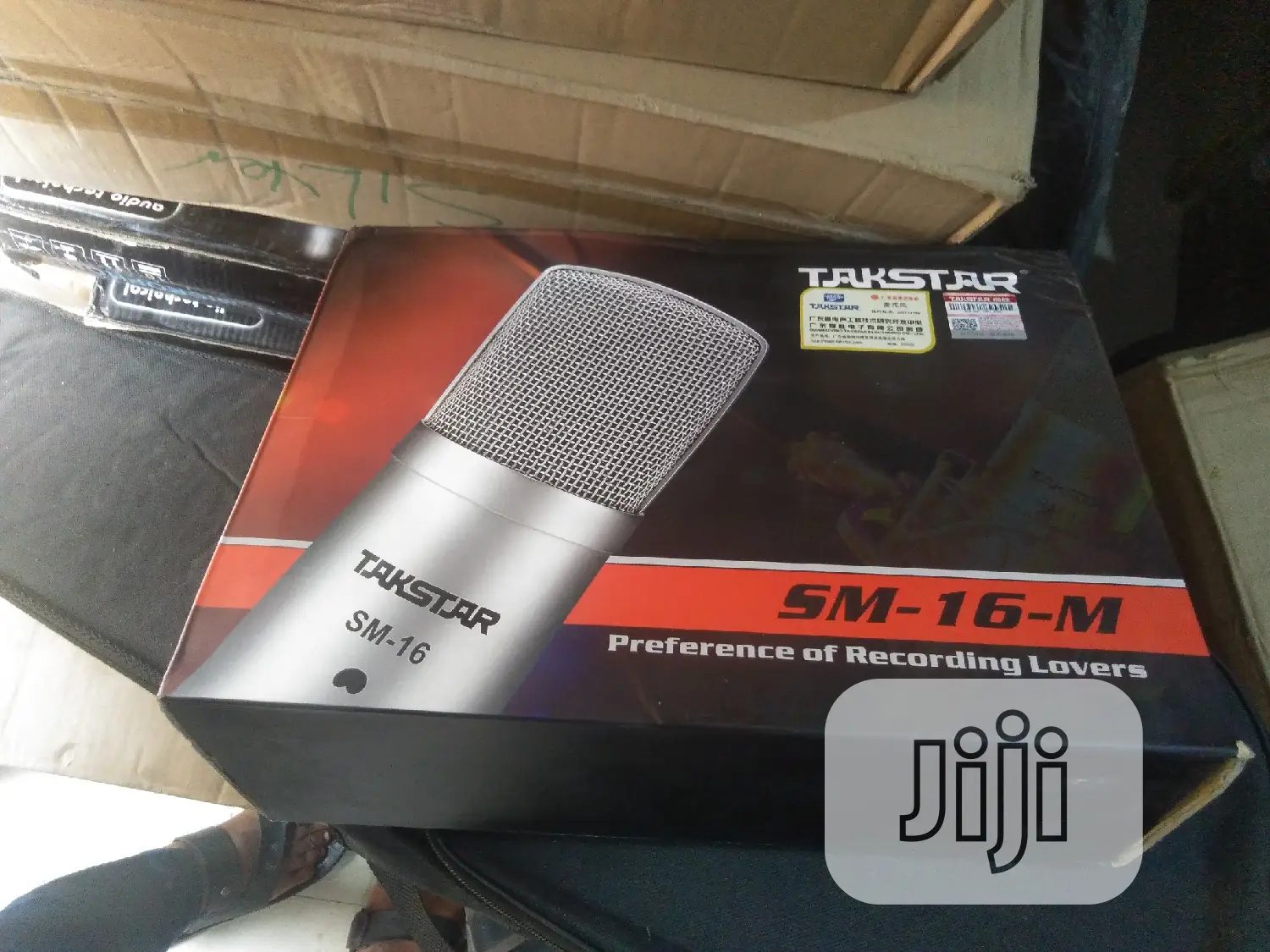 Takstar Sm-16 Studio Mic