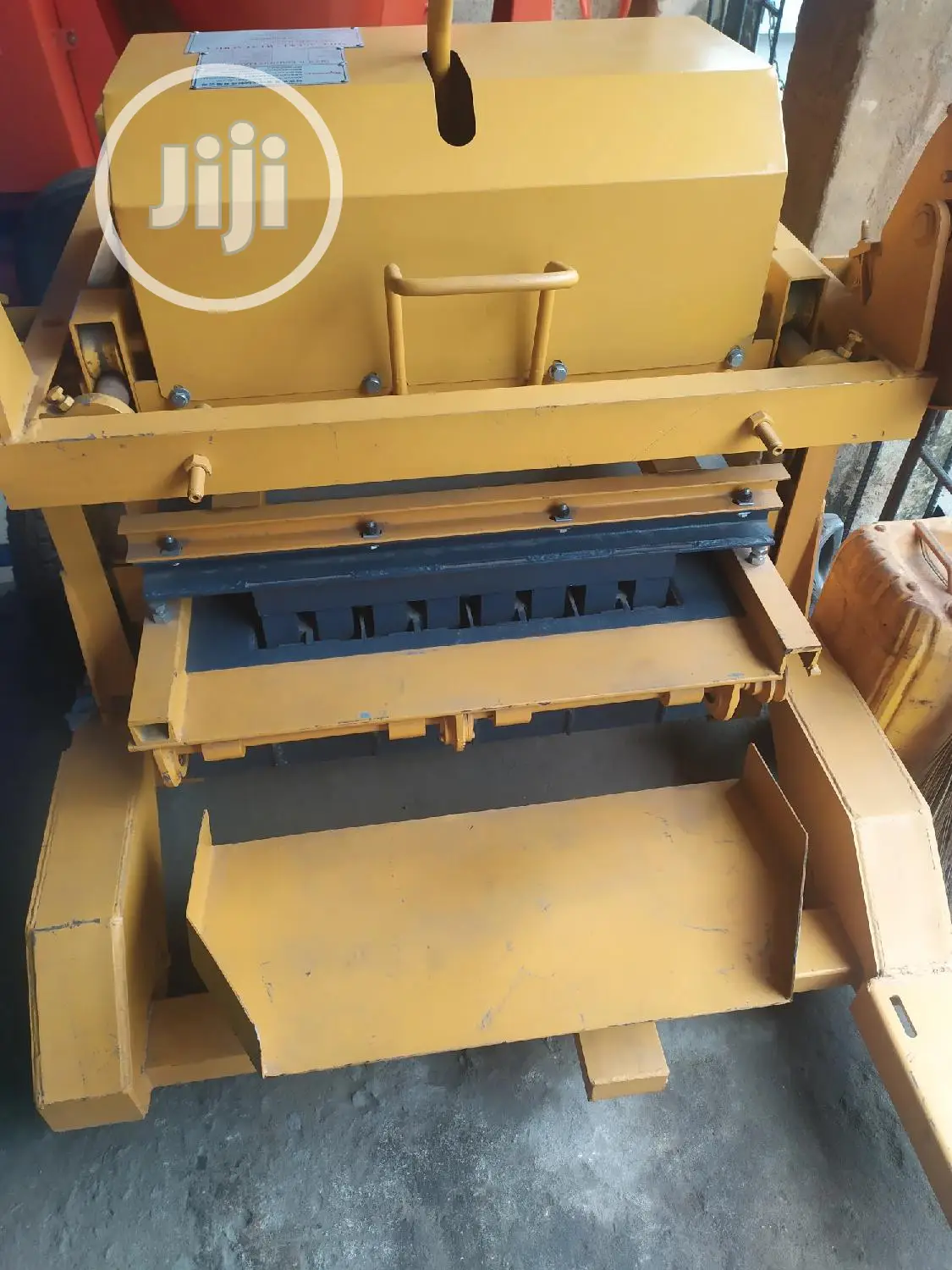 Block Moulding Machine