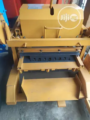 Block Moulding Machine