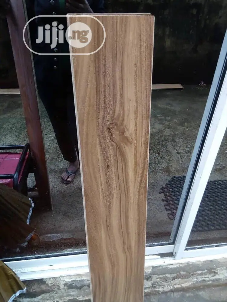 Laminated Wooden Floor Installation