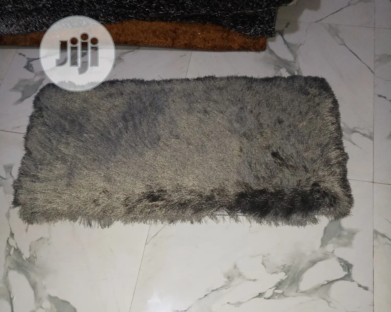 Rug ( Bed Side)