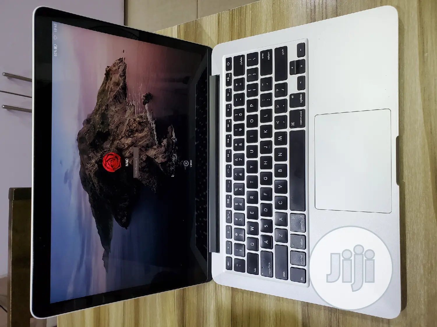 Laptop Apple MacBook Pro 8GB Intel Core I7 SSD 256GB