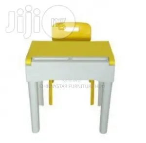 Plastic Students Tables and Chairs