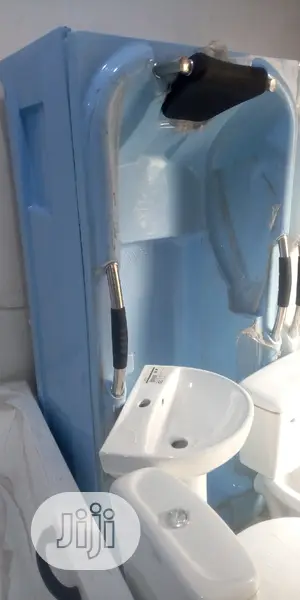 Executive Panel Color Bath