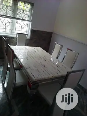 6seater Dinning Table