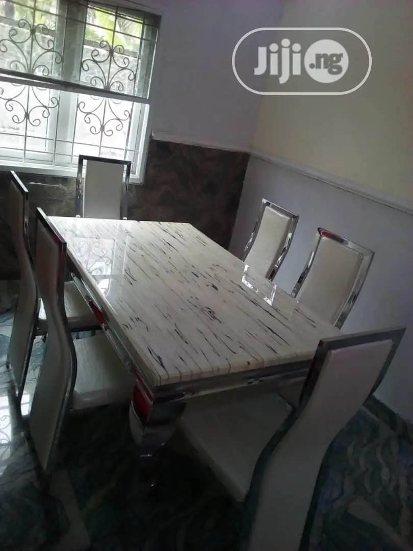 6seater Dinning Table