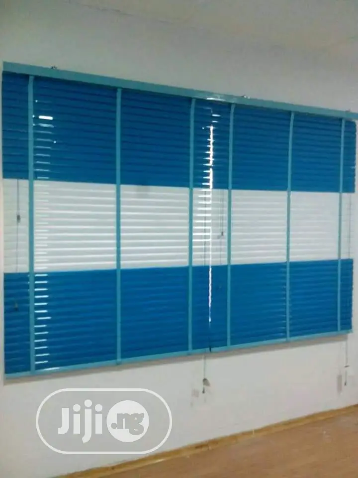 Window Blind Fine Control Interior