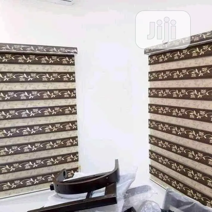Window Blind Fine Control Interior