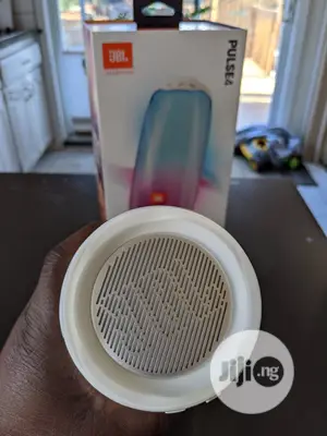 JBL Pulse 4