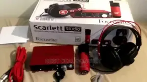 Scarlet Focusrite 2i2 Studio