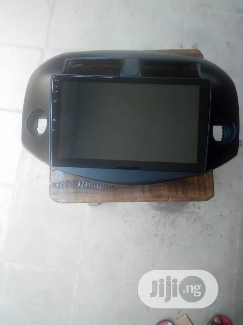 Toyota Rav4 08 to 012 Android Player