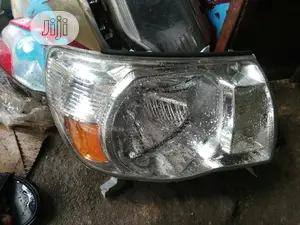 Toyota Tacuma Head Lamp