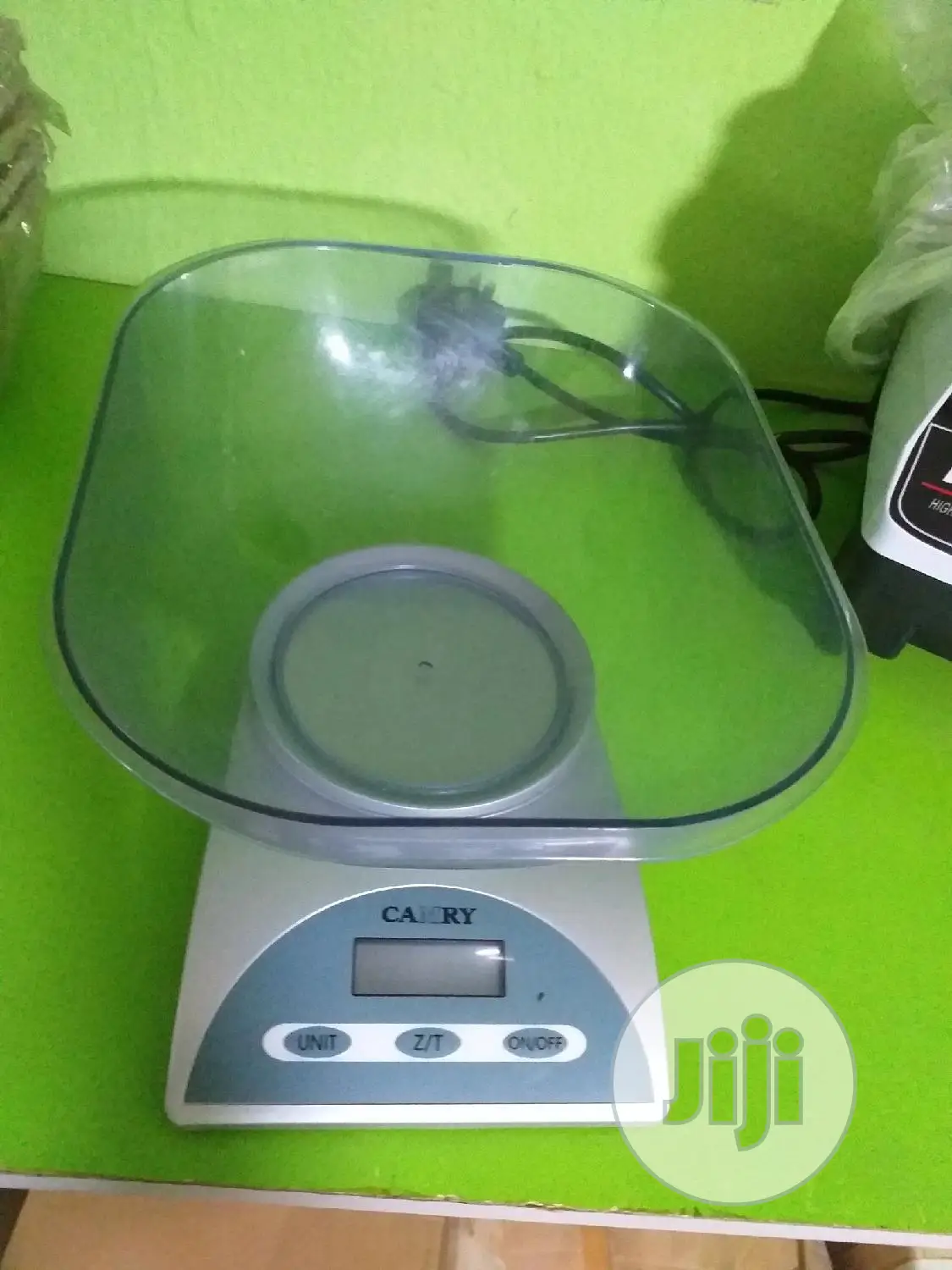 Scale Machine