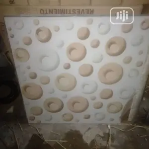 Apple Ball 600/600 Floor Tiles
