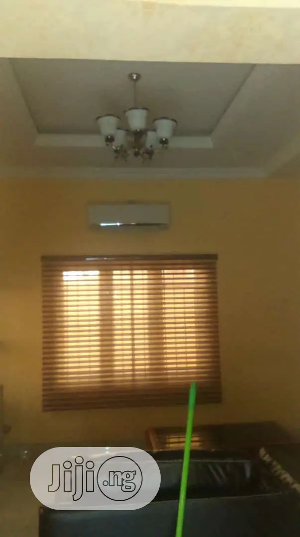 Widow Blind