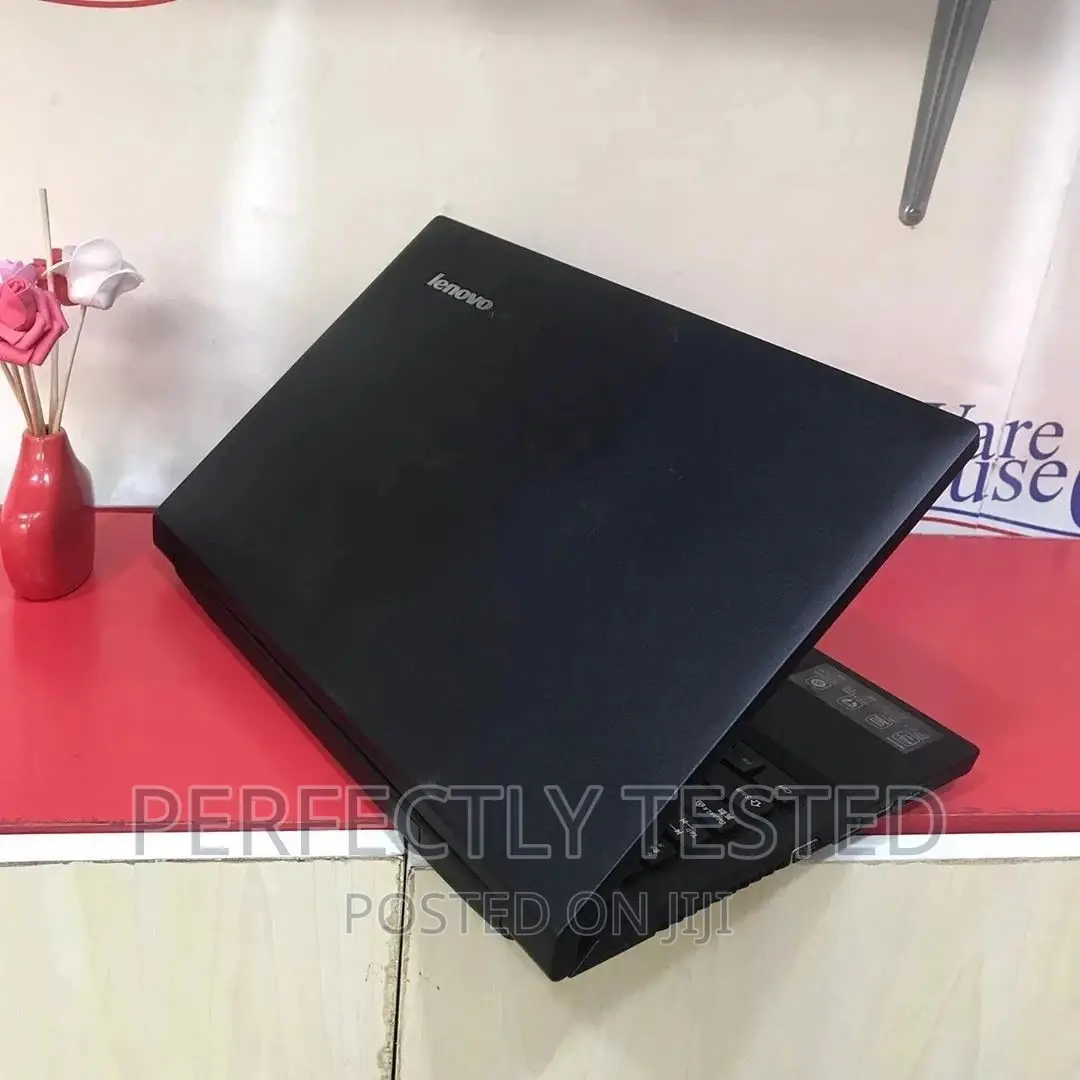 Laptop Lenovo G560 4GB Intel Celeron HDD 320GB