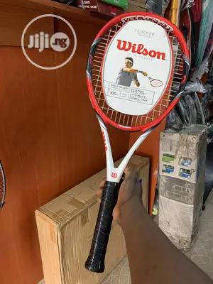 Photo - Wilson Beginners Tennis Racket