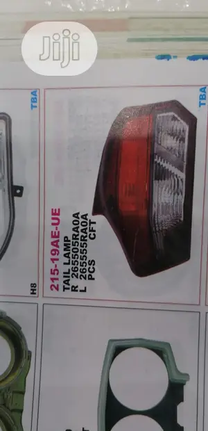 Rear Lights Nissan Kicks 2015